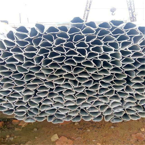 50 100镀锌护栏梅花管生产厂家